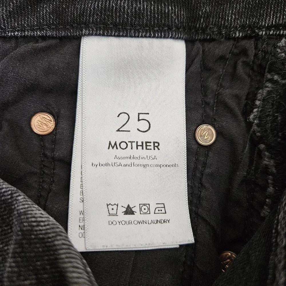 MOTHER The Looker Cropped Jeans Night Hawk Black Mid Rise Raw Hem Denim 25 - Picture 6 of 8